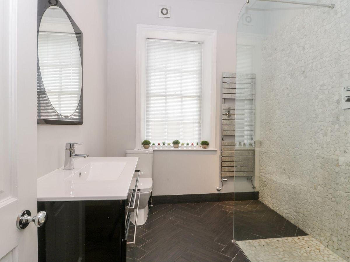 7A Belvoir Terrace Скарбъро Екстериор снимка